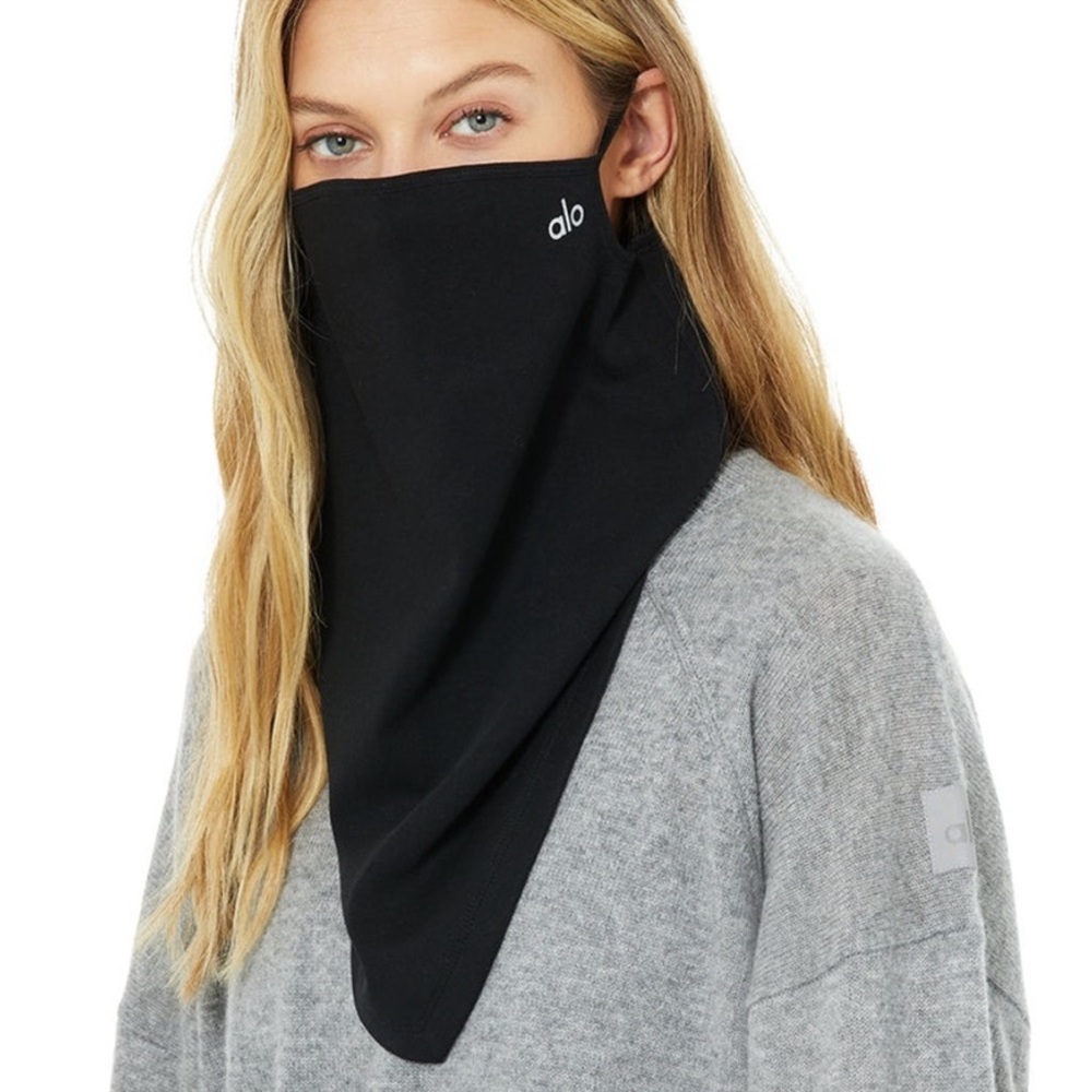 Alo Yoga City Scarf